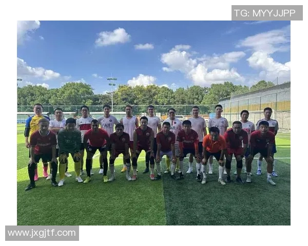 足球体育游戏的魅力与策略探讨如何提升球技与团队协作能力